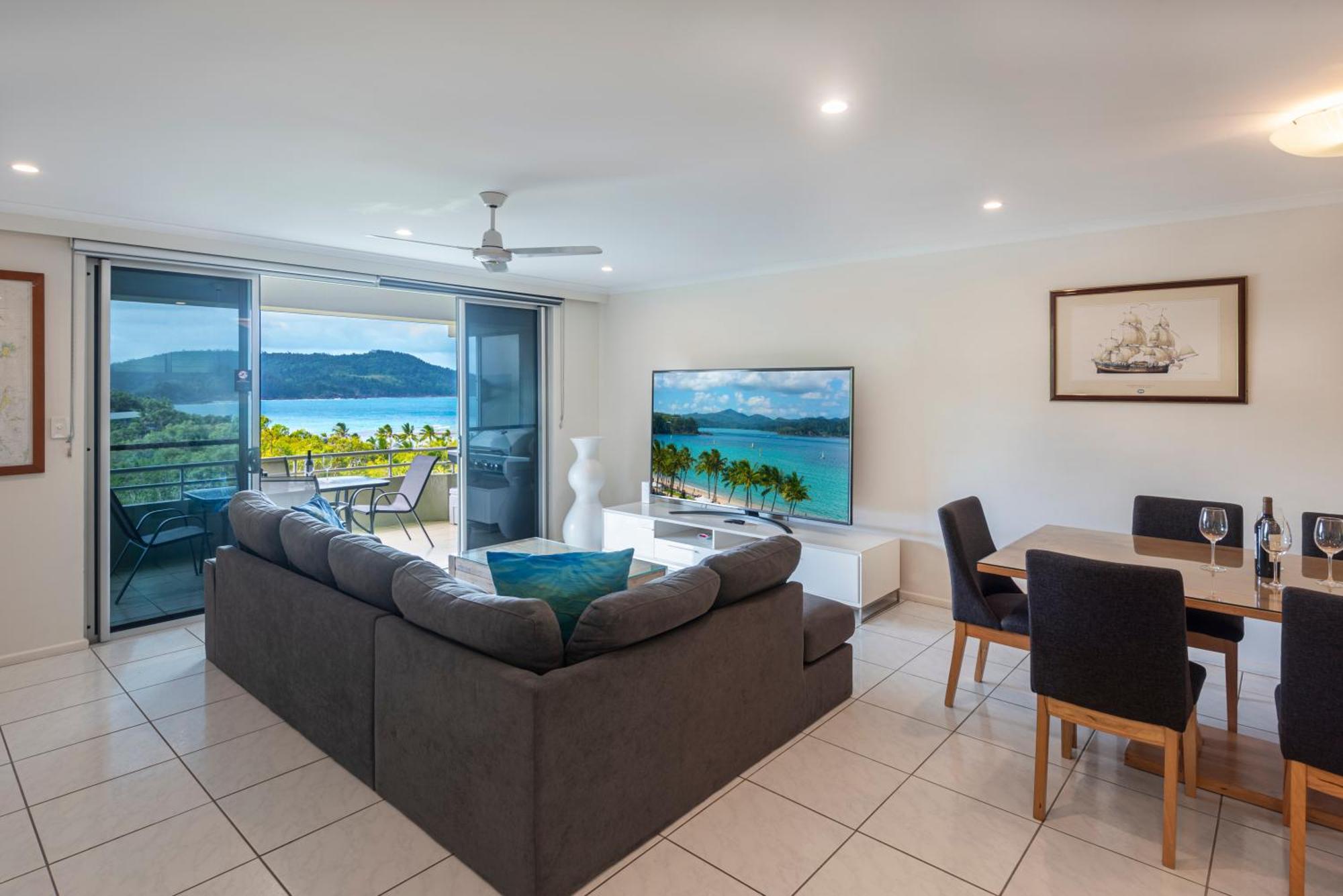 2 Bedroom Poinciana Lodge Isla Hamilton Exterior foto